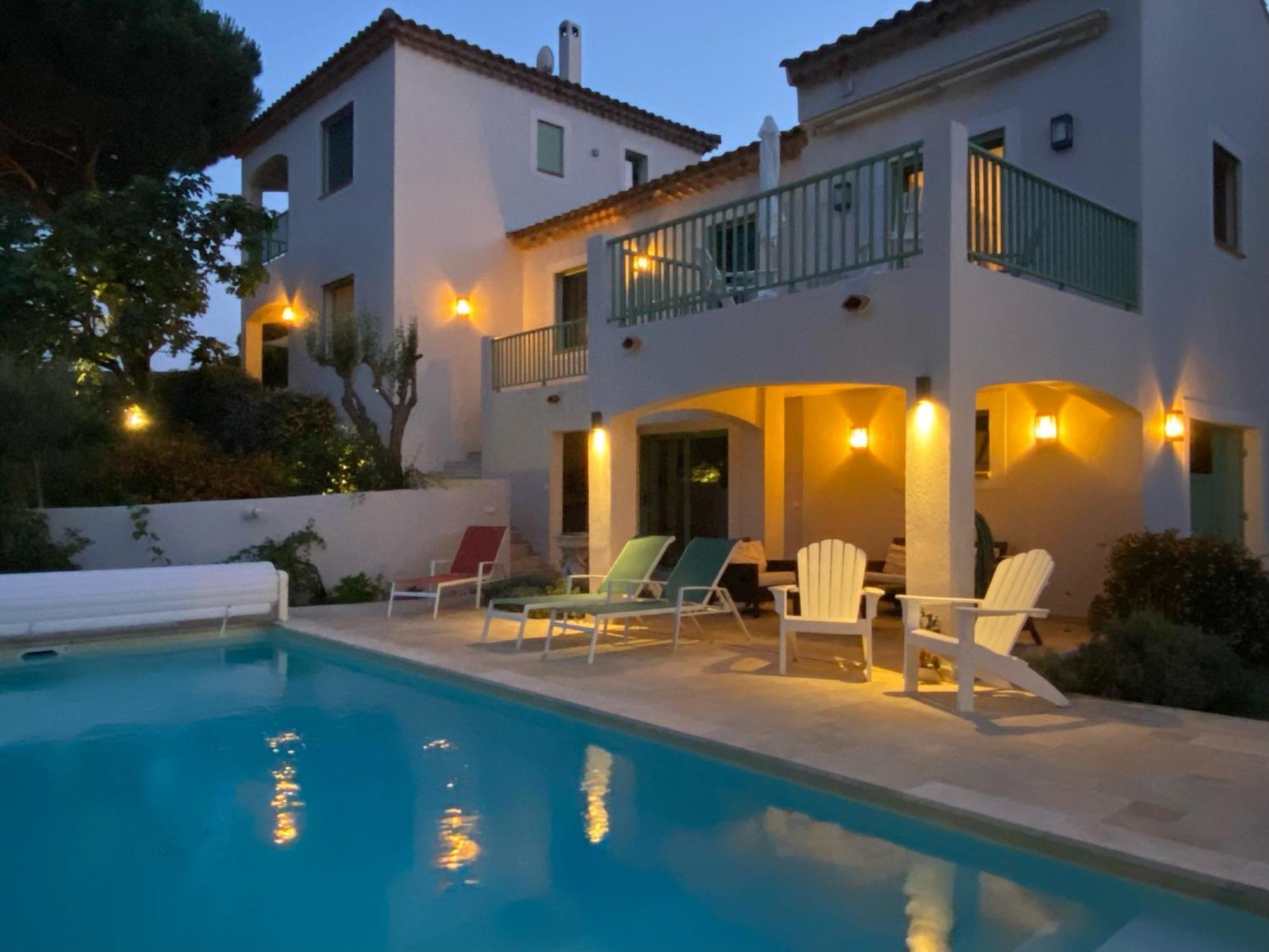 Villa Patrimoine Les Issambres Buitenkant foto